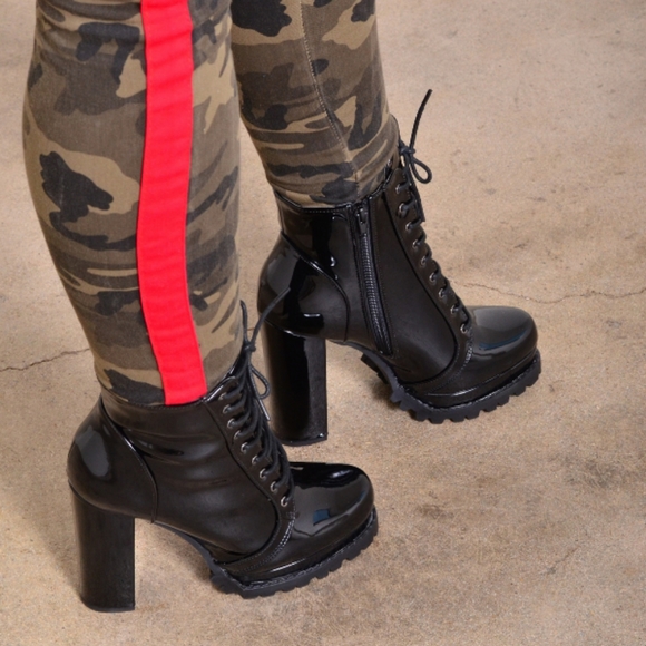 Montclair Platform Boots - Picture 2 of 3